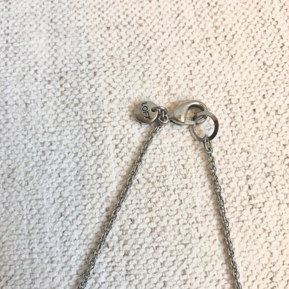 Ann Taylor Loft necklace - Picture 3 of 4